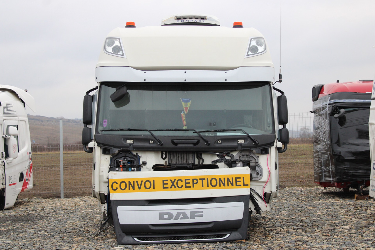 CABINA DAF XF106 SUPER SPACE CAB - Кабина для Грузовиков: фото 1 CABINA DAF XF106 SUPER SPACE CAB - Кабина для Грузовиков: фото 1