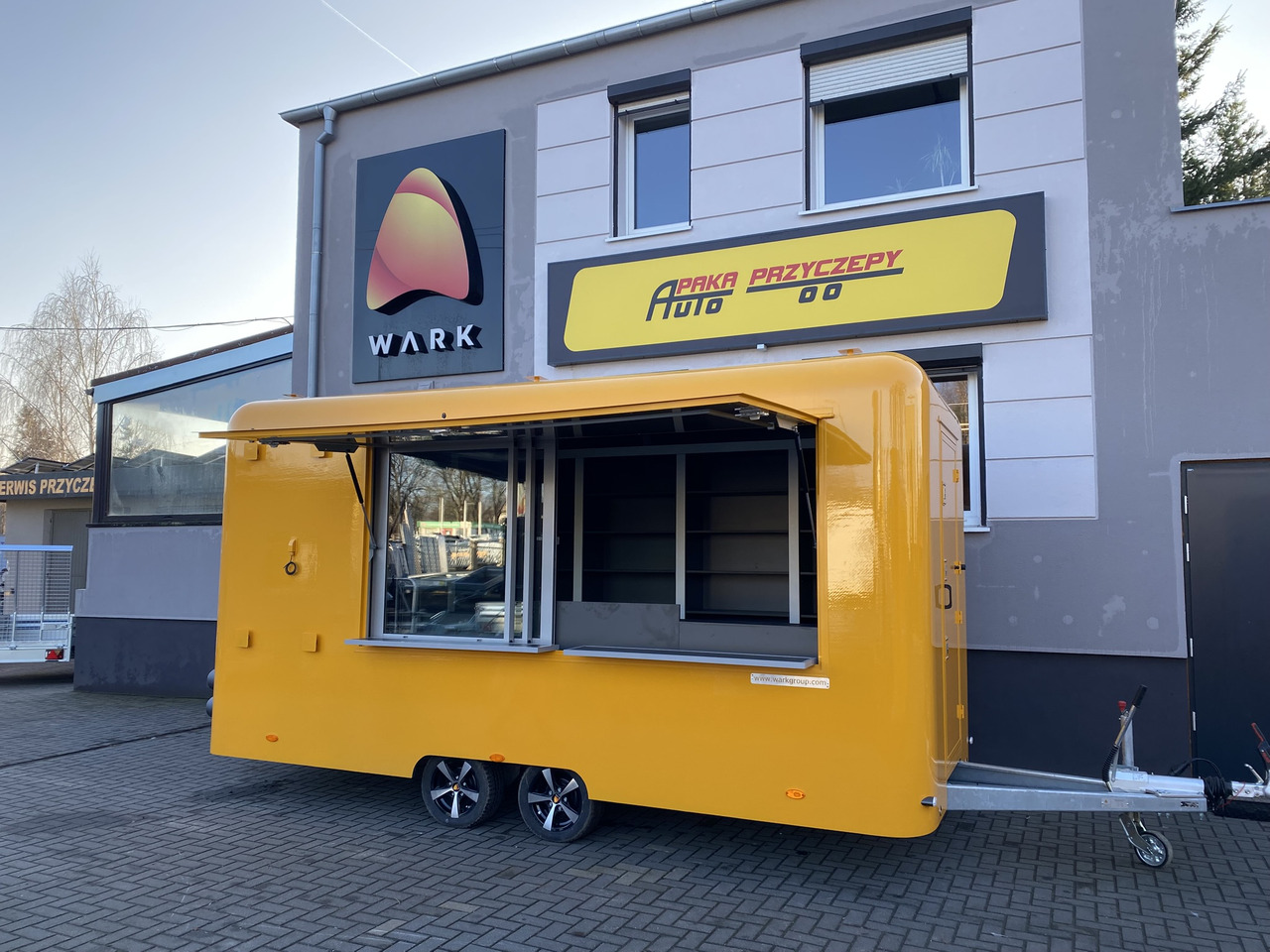WARK PREMIUM 5m - Торговый прицеп: фото 1 WARK PREMIUM 5m - Торговый прицеп: фото 1