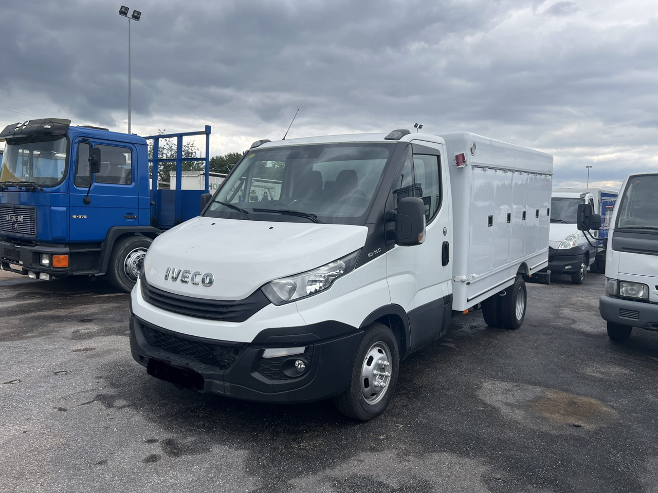 FUROGON HELADERO CON PLACAS MERCEDES Y IVECO - Фургон-рефрижератор: фото 1 FUROGON HELADERO CON PLACAS MERCEDES Y IVECO - Фургон-рефрижератор: фото 1