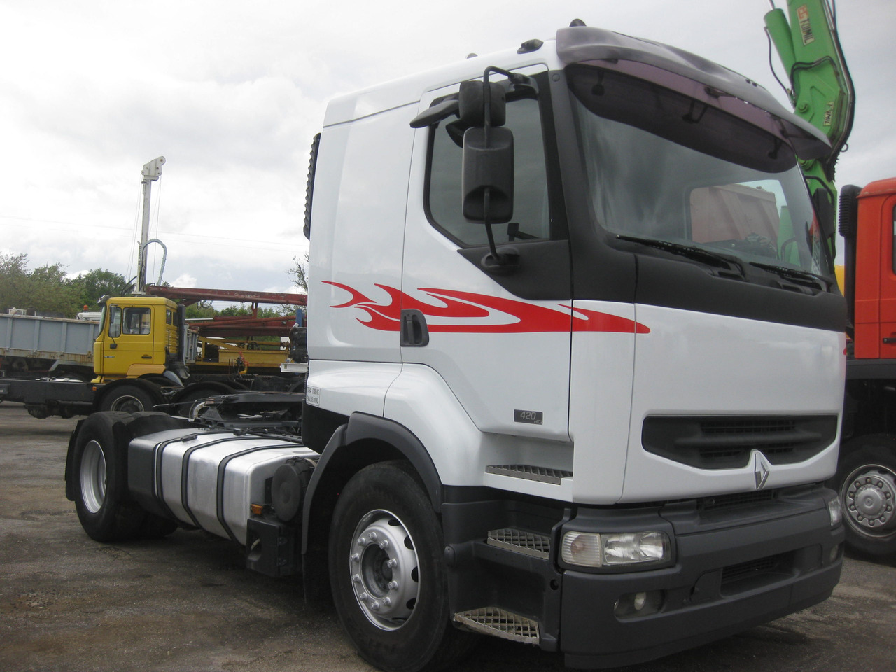 CABEZA TRACTORA RENAULT PREMIUM 420 - Тягач: фото 2 CABEZA TRACTORA RENAULT PREMIUM 420 - Тягач: фото 2