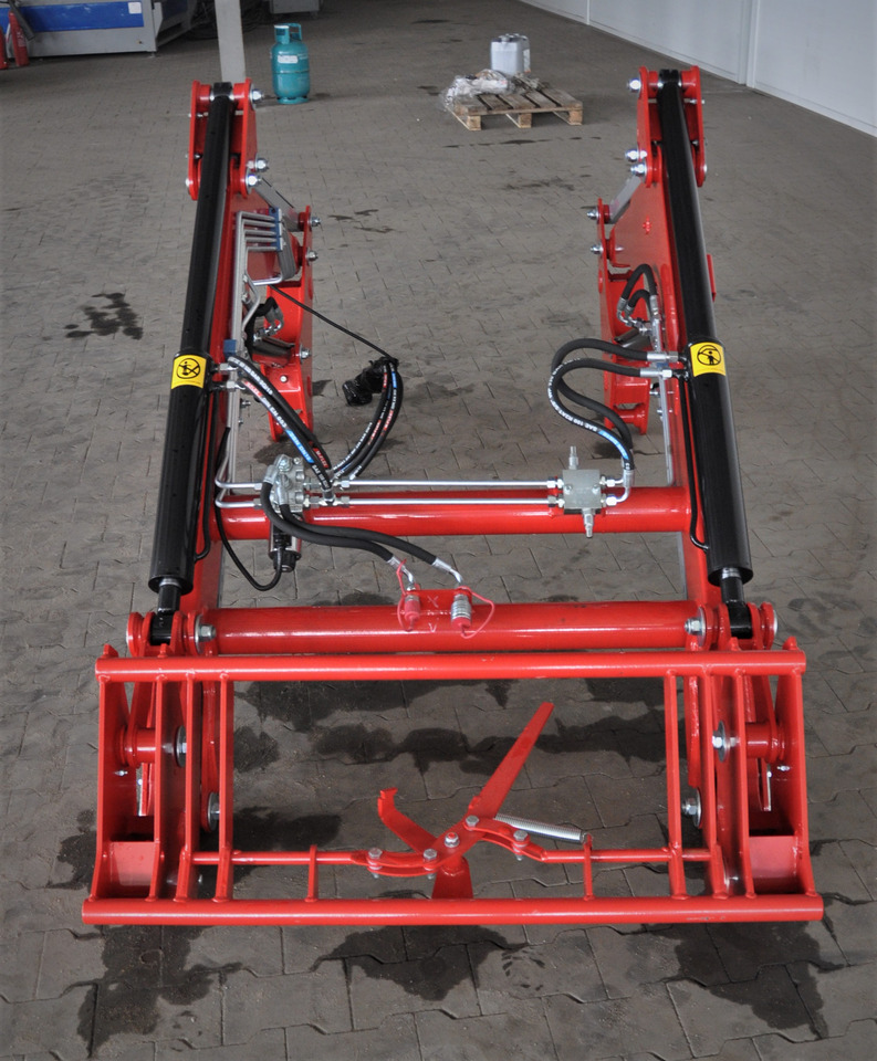 Metal - Technik Ładowacz czoŁowy / Frontlader / Front loader / Фронтальный погрузчик - Фронтальный погрузчик для трактора: фото 4 Metal - Technik Ładowacz czoŁowy / Frontlader / Front loader / Фронтальный погрузчик - Фронтальный погрузчик для трактора: фото 4