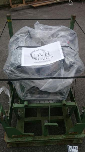 Nc Moteur MERCEDES-BENZ OM642.896 pour minibus MERCEDES-BENZ SPRINTER, OM 642 896 neuf - Двигатель для Микроавтобусов: фото 3 Nc Moteur MERCEDES-BENZ OM642.896 pour minibus MERCEDES-BENZ SPRINTER, OM 642 896 neuf - Двигатель для Микроавтобусов: фото 3