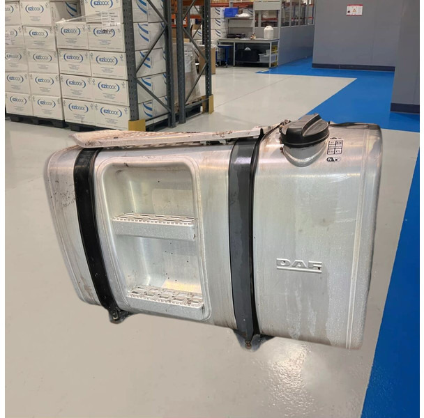 DAF - Топливный бак: фото 1 DAF - Топливный бак: фото 1