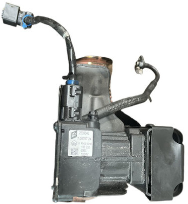 DAF XG 480 FT - Выхлопная система: фото 3 DAF XG 480 FT - Выхлопная система: фото 3