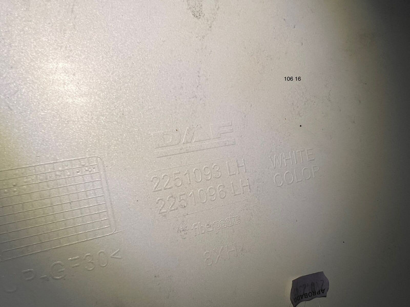 DAF XG - Аэродинамика/ Спойлеры: фото 4 DAF XG - Аэродинамика/ Спойлеры: фото 4