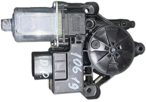 DAF XG - Стеклоподъёмник: фото 2 DAF XG - Стеклоподъёмник: фото 2