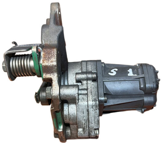 Iveco S-WAY - Блок управления: фото 5 Iveco S-WAY - Блок управления: фото 5