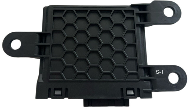 Iveco S-WAY - Блок управления: фото 3 Iveco S-WAY - Блок управления: фото 3