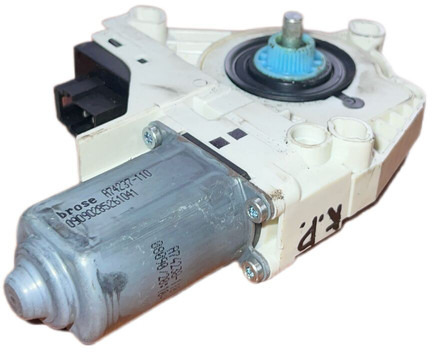 MAN - Стеклоподъёмник: фото 4 MAN - Стеклоподъёмник: фото 4