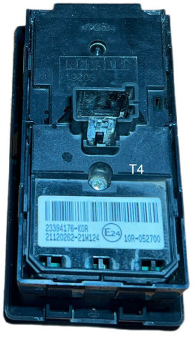 Renault - Приборная панель: фото 2 Renault - Приборная панель: фото 2