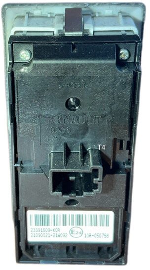 Renault - Приборная панель: фото 3 Renault - Приборная панель: фото 3