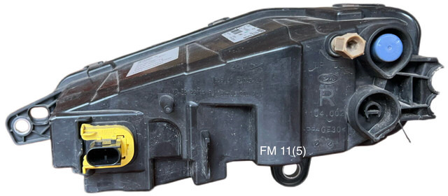 Volvo 2022 FGL right - Противотуманная фара: фото 3 Volvo 2022 FGL right - Противотуманная фара: фото 3