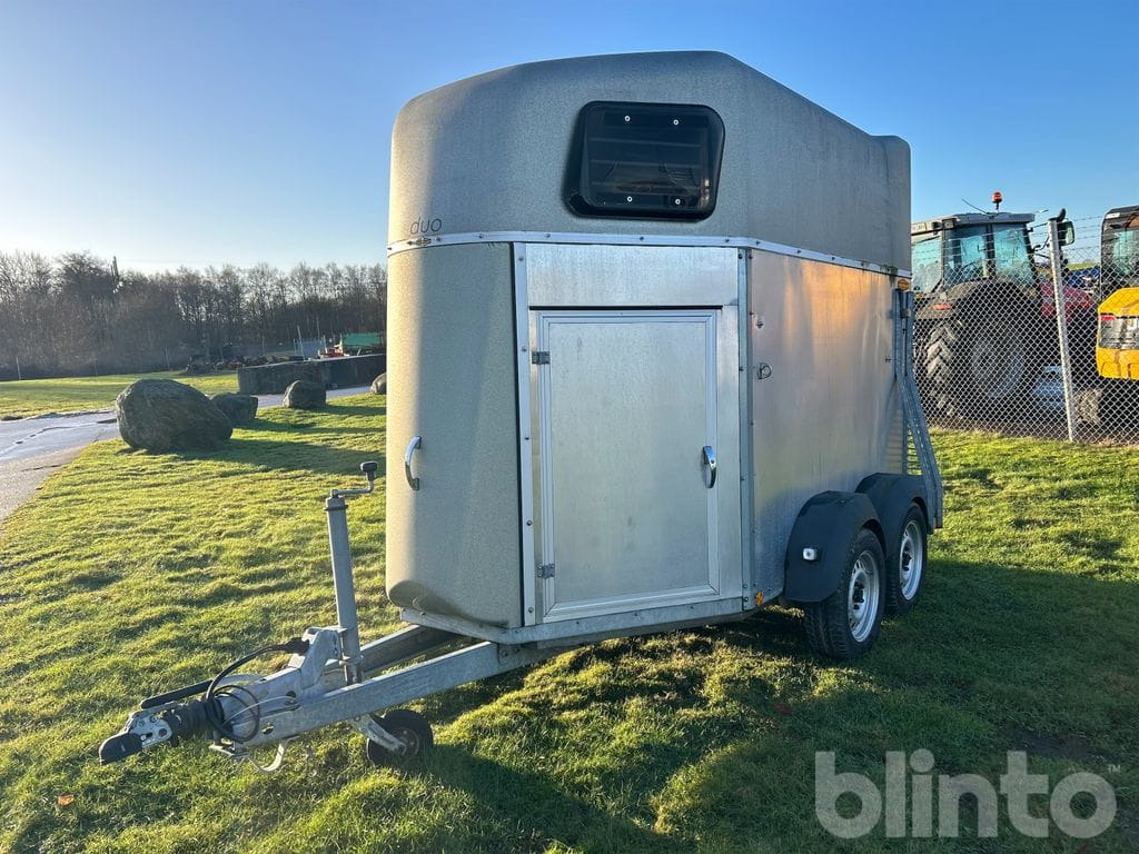 BÖCKMANN DUO SP-R - Прицеп-коневоз: фото 1 BÖCKMANN DUO SP-R - Прицеп-коневоз: фото 1