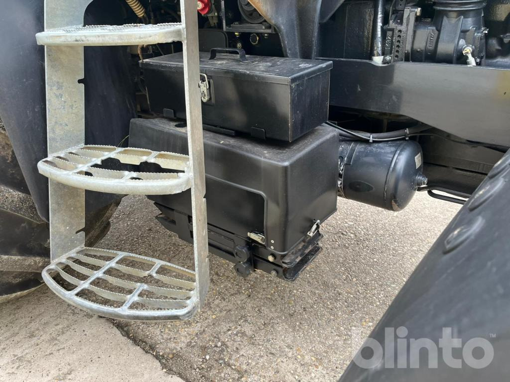 Трактор Deutz Fahr Agrotron TTV 610: фото 12 Трактор Deutz Fahr Agrotron TTV 610: фото 12