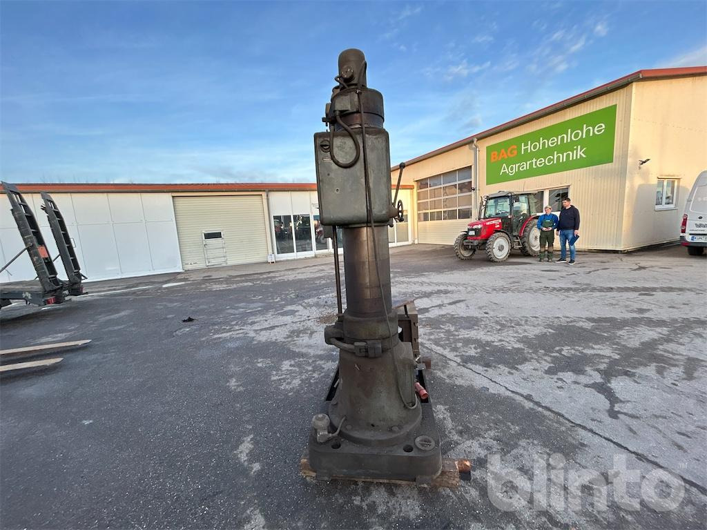 Girards - Станок: фото 5 Girards - Станок: фото 5