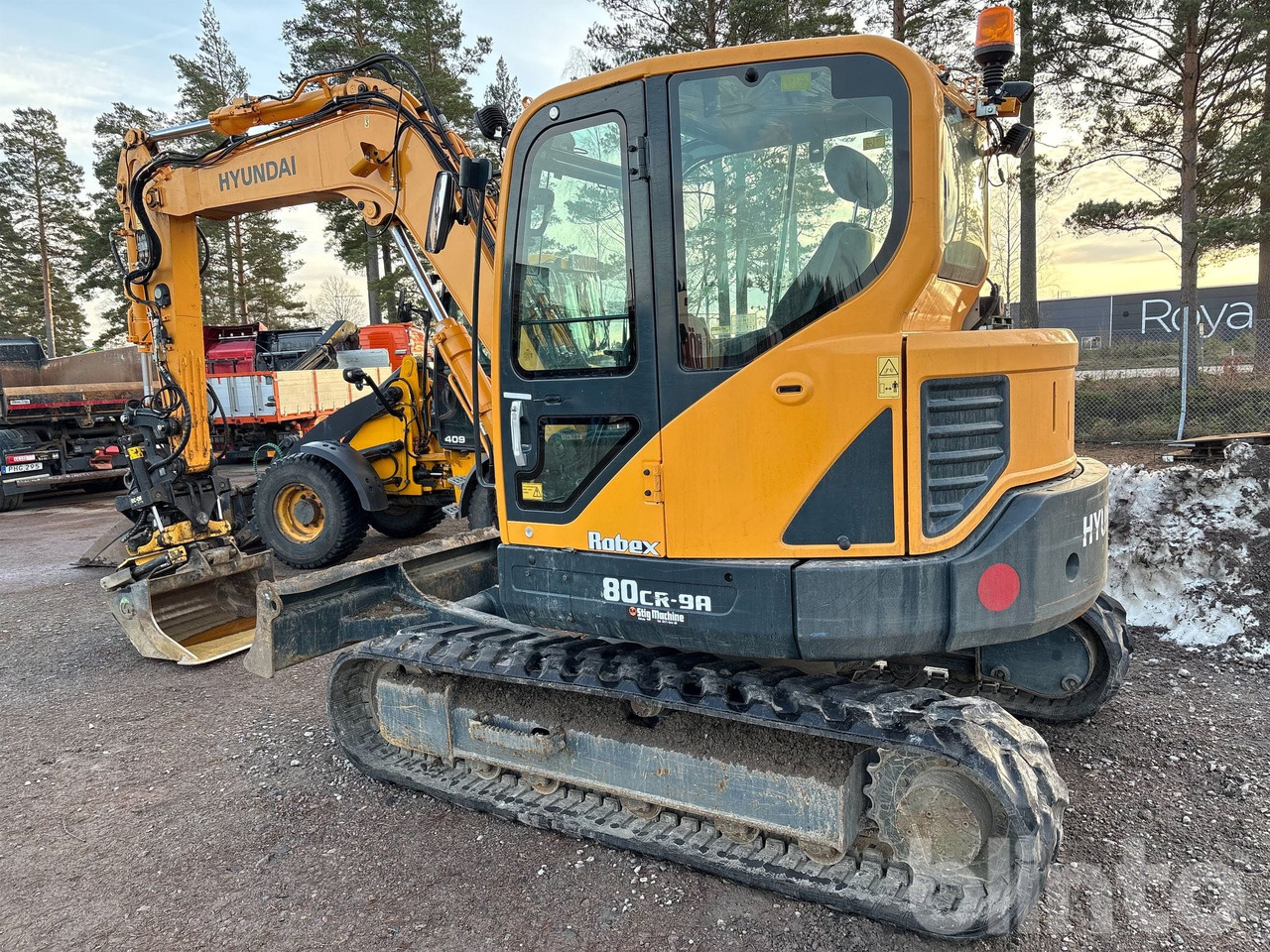 Hyundai Robex 80CR-9A - Гусеничный экскаватор: фото 3 Hyundai Robex 80CR-9A - Гусеничный экскаватор: фото 3