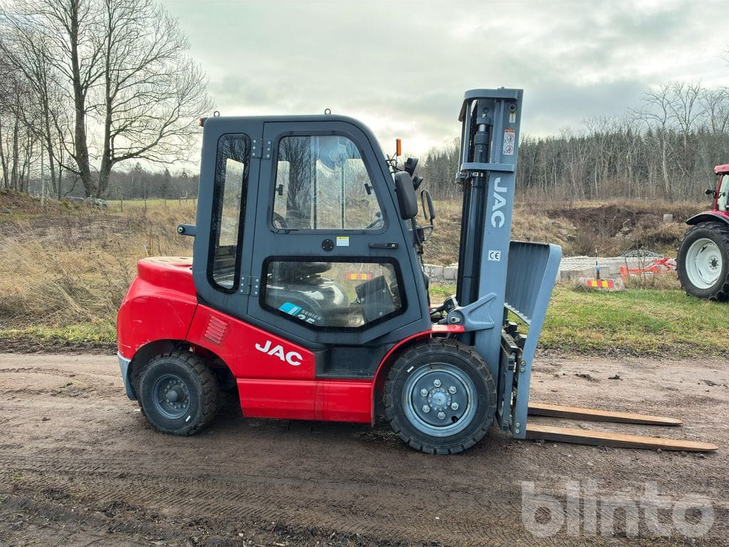 JAC J35 - Вилочный погрузчик: фото 4 JAC J35 - Вилочный погрузчик: фото 4