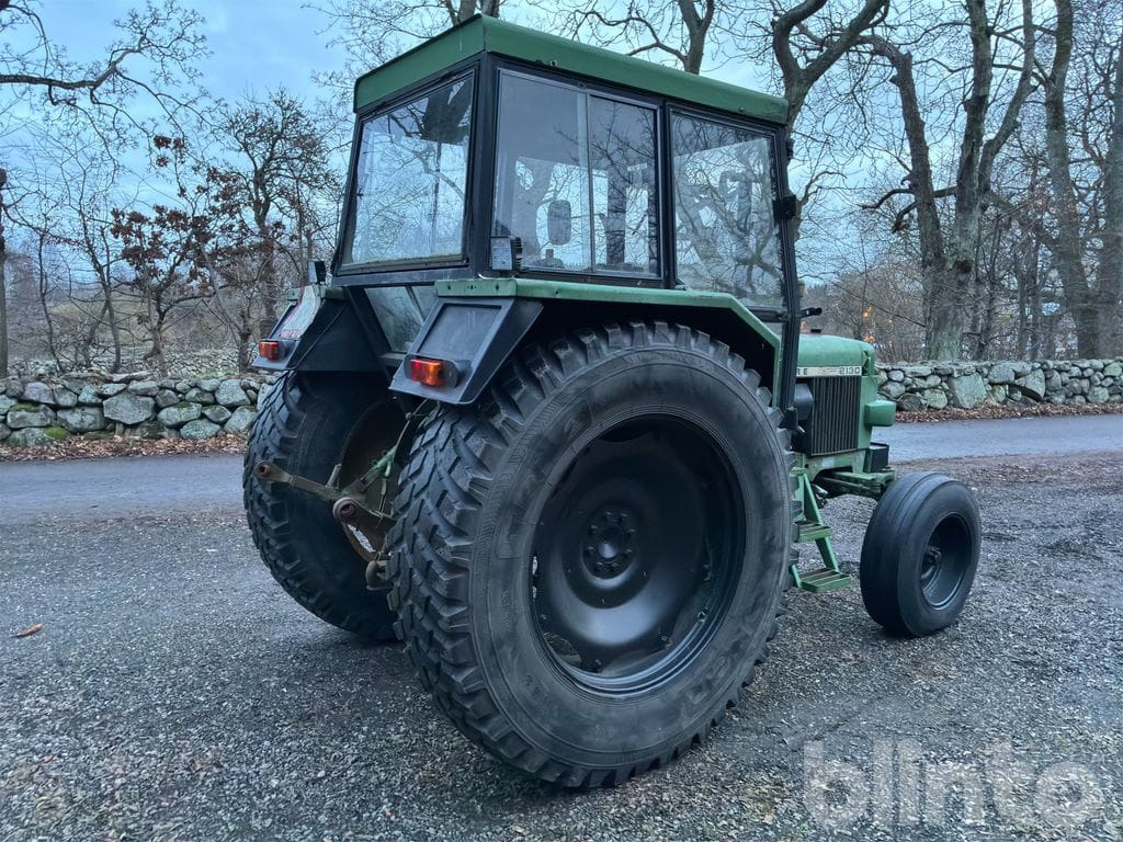 JOHN DEERE 2130 - Трактор: фото 5 JOHN DEERE 2130 - Трактор: фото 5