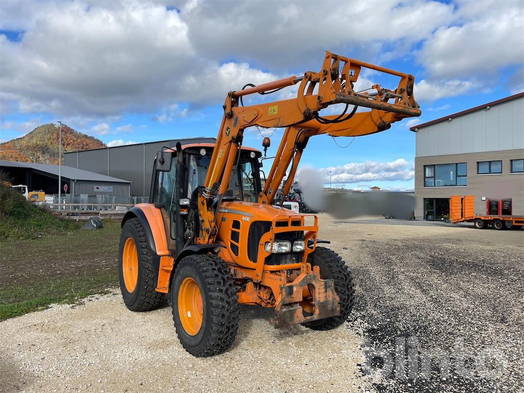 John Deere 6430 (2010) - Трактор: фото 2 John Deere 6430 (2010) - Трактор: фото 2