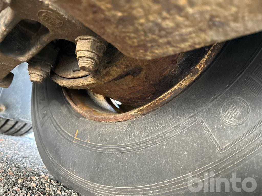 Тентованный полуприцеп KRONE SD: фото 38 Тентованный полуприцеп KRONE SD: фото 38