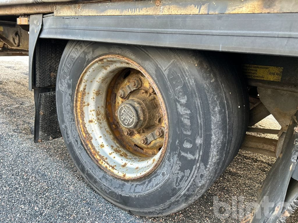 Тентованный полуприцеп KRONE SD: фото 34 Тентованный полуприцеп KRONE SD: фото 34