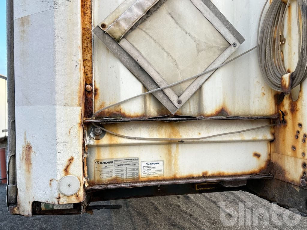 Тентованный полуприцеп KRONE SD: фото 11 Тентованный полуприцеп KRONE SD: фото 11