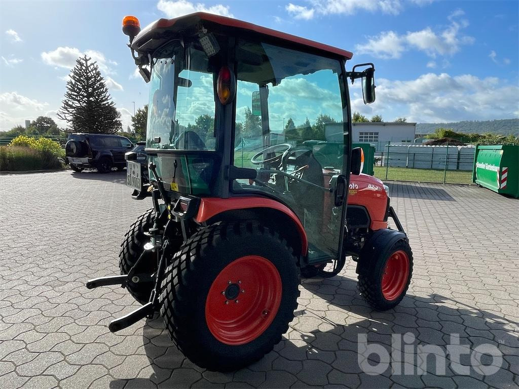 Kubota B2231 HC (Allrad) - Трактор: фото 3 Kubota B2231 HC (Allrad) - Трактор: фото 3