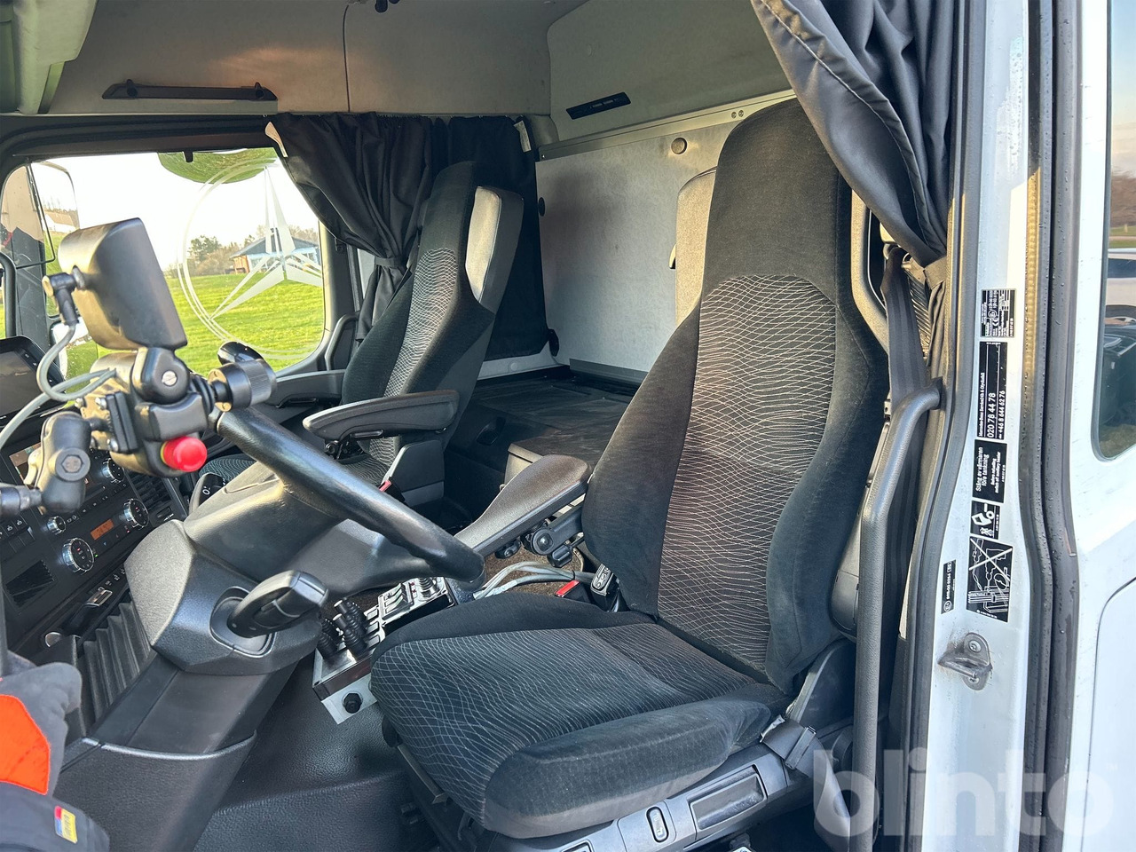 Mercedes-Benz Arocs 3251LK 8x4 - JOAB L24 - Крюковой мультилифт: фото 4 Mercedes-Benz Arocs 3251LK 8x4 - JOAB L24 - Крюковой мультилифт: фото 4