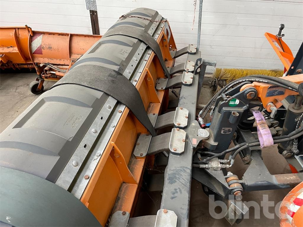 Отвал для снега Schmidt SL32 (2010): фото 10 Отвал для снега Schmidt SL32 (2010): фото 10