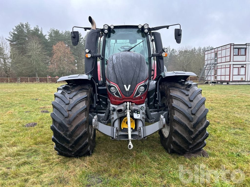 VALTRA T234 Versu - Frontlyft & PTO - Трактор: фото 2 VALTRA T234 Versu - Frontlyft & PTO - Трактор: фото 2