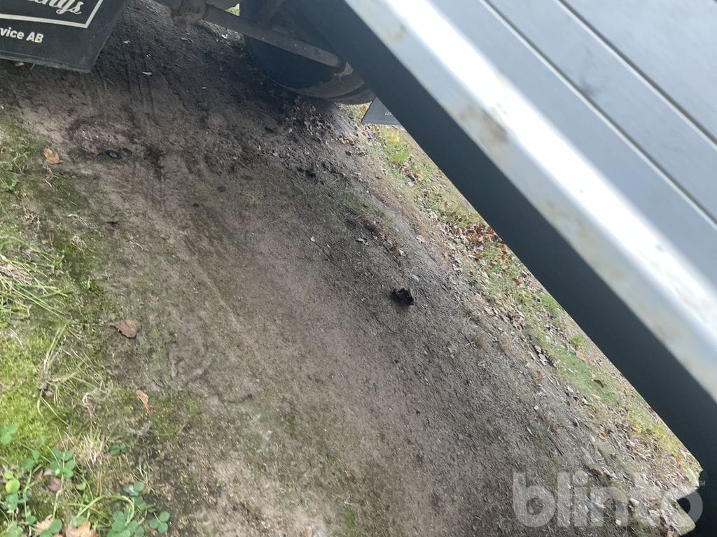 Грузовик бортовой/ Платформа VOLVO FL612 4X2 med ramper: фото 42