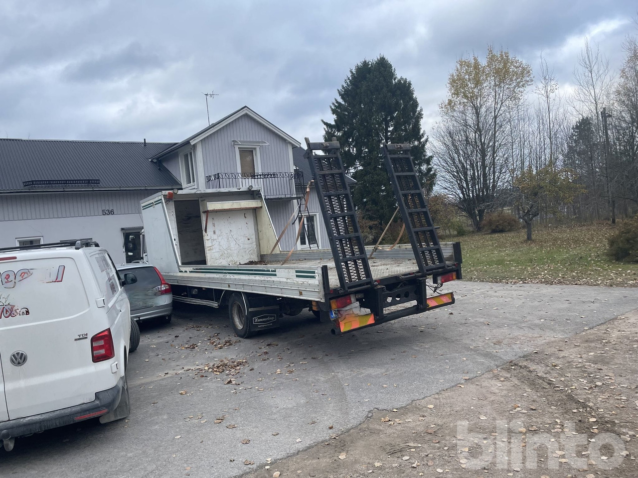 VOLVO FL612 4X2 med ramper - Грузовик бортовой/ Платформа: фото 5 VOLVO FL612 4X2 med ramper - Грузовик бортовой/ Платформа: фото 5