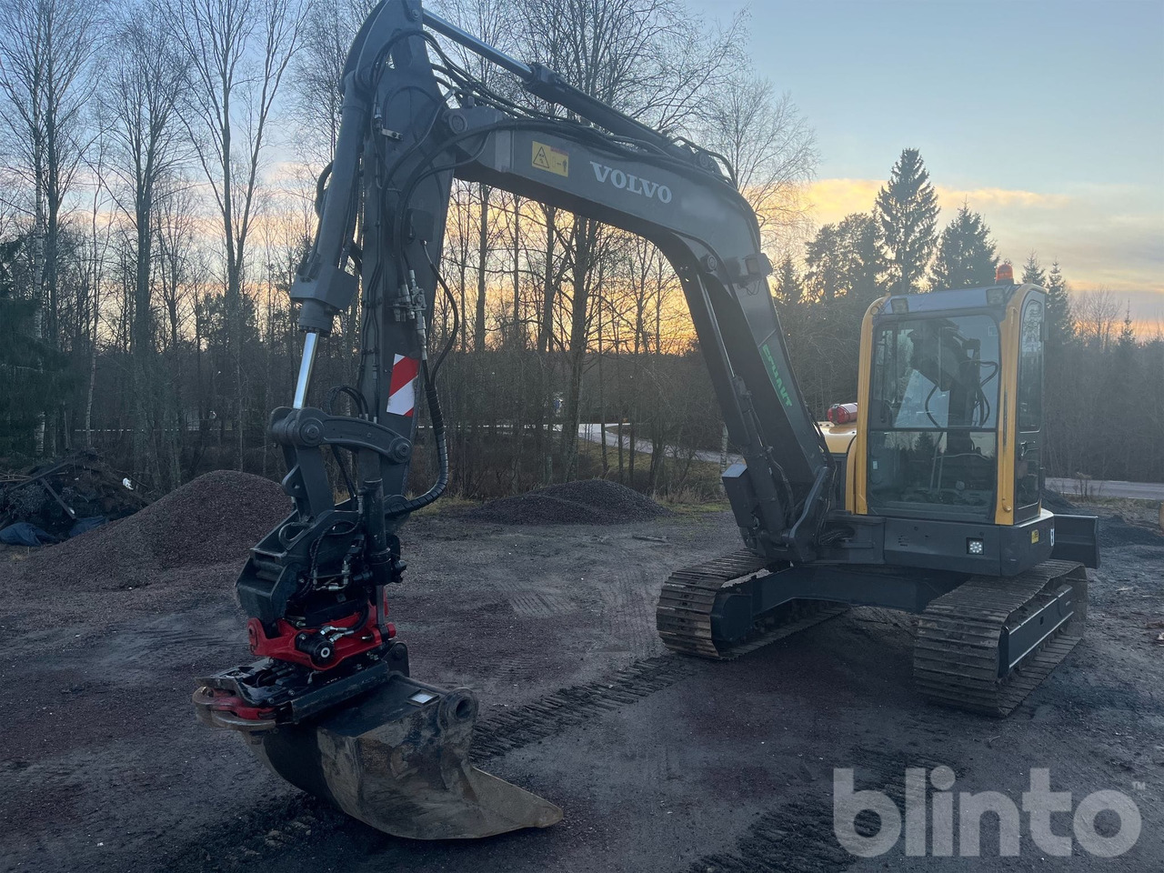 Volvo ECR88PLUS - Гусеничный экскаватор: фото 2 Volvo ECR88PLUS - Гусеничный экскаватор: фото 2