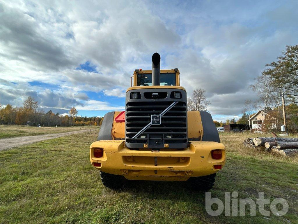 Колёсный погрузчик Volvo L60E: фото 6