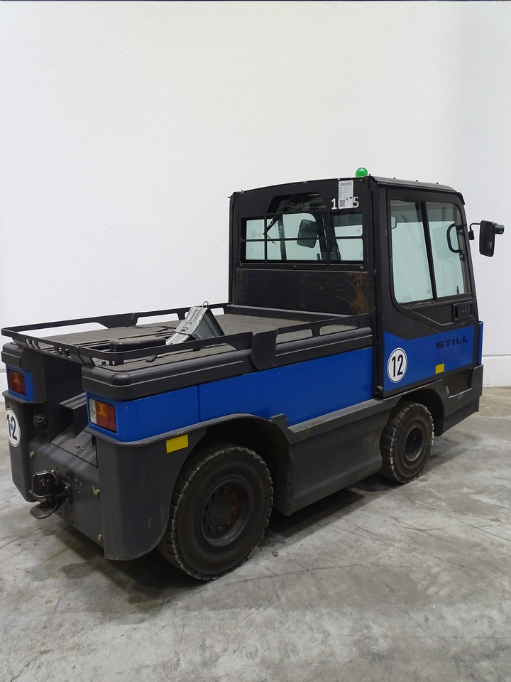 Linde P250 - Складской тягач: фото 2 Linde P250 - Складской тягач: фото 2