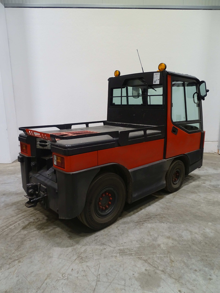 Linde P250 - Складской тягач: фото 2 Linde P250 - Складской тягач: фото 2