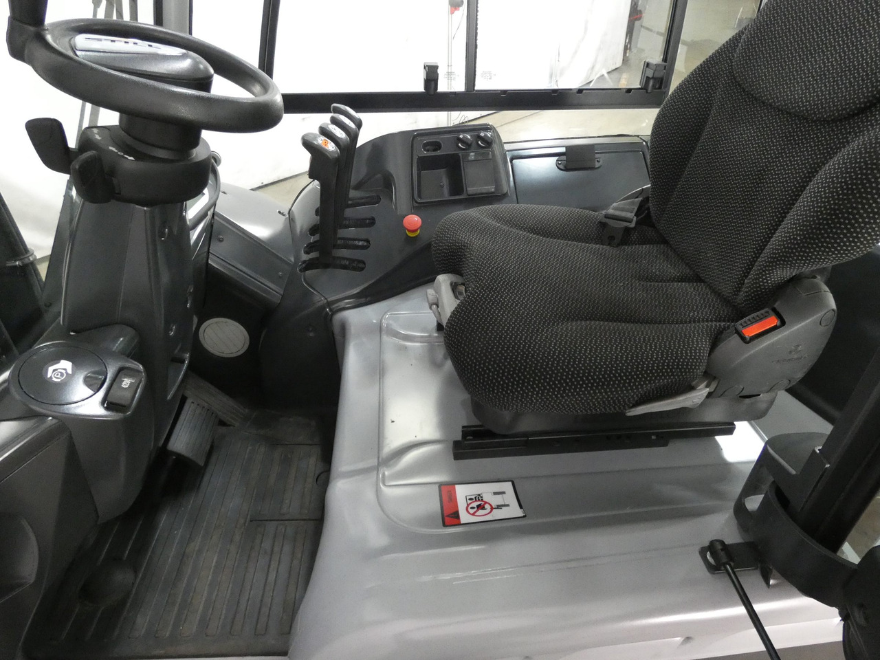 STILL RX60-40/600 - Электропогрузчик: фото 3 STILL RX60-40/600 - Электропогрузчик: фото 3