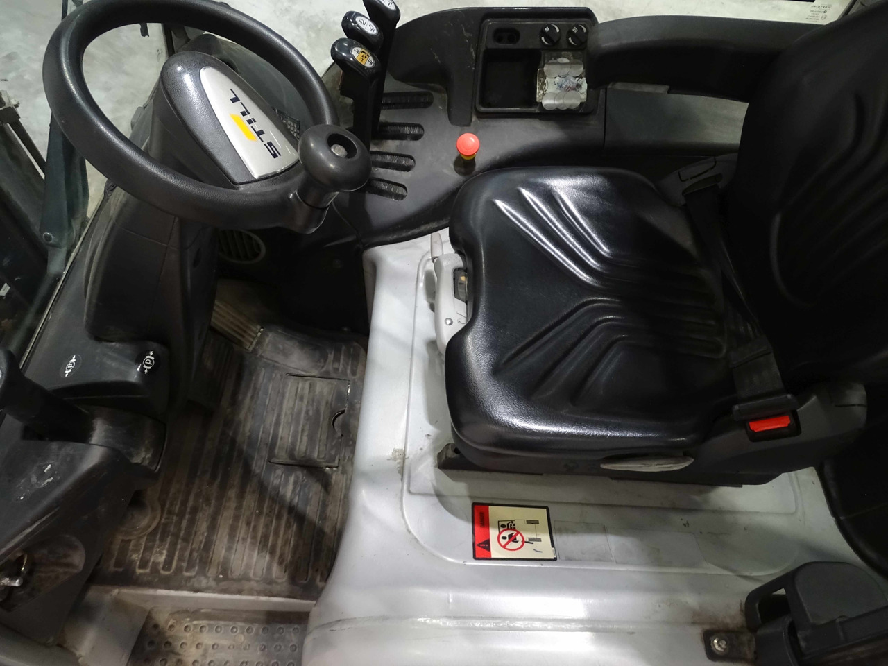 Still RX20-20P - Электропогрузчик: фото 3 Still RX20-20P - Электропогрузчик: фото 3