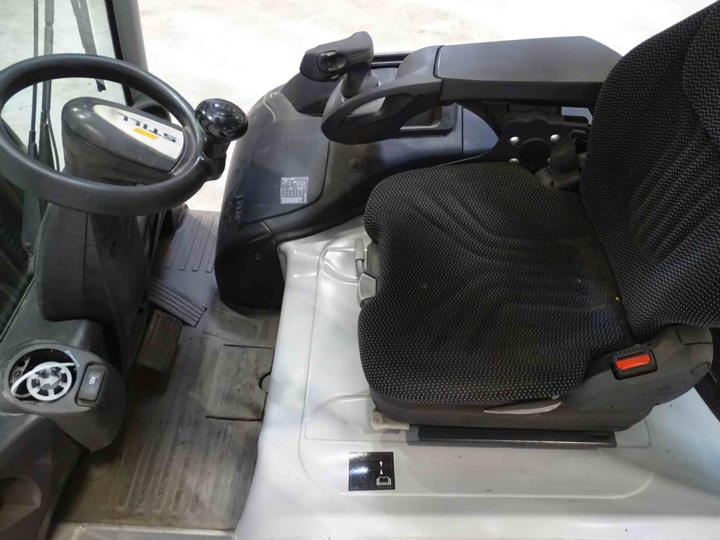 Still RX60-30 - Электропогрузчик: фото 3 Still RX60-30 - Электропогрузчик: фото 3