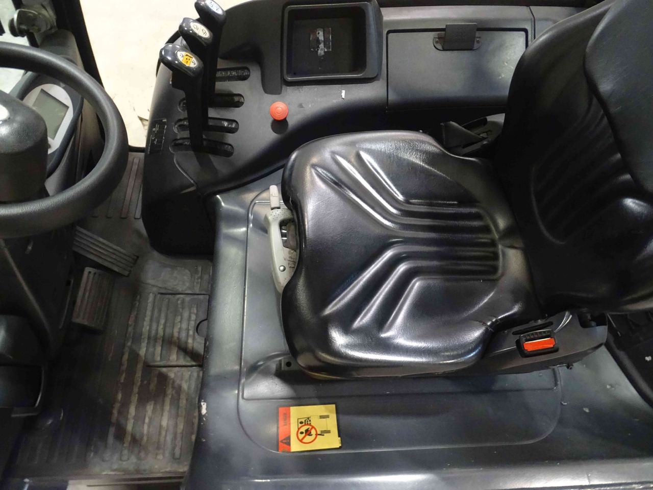 Still RX60-40 - Электропогрузчик: фото 3 Still RX60-40 - Электропогрузчик: фото 3