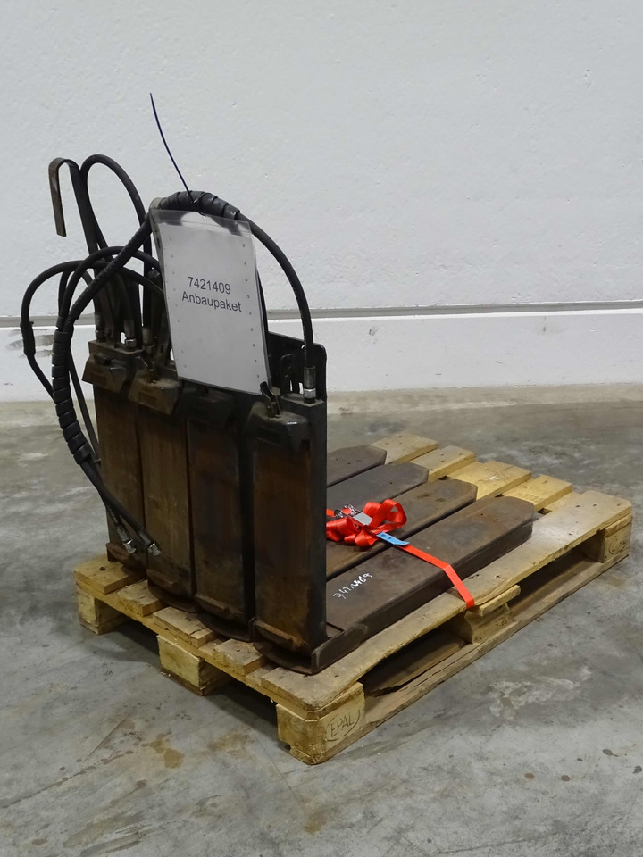 Weitere 2XANBAUGERÄTE - Вилы: фото 2 Weitere 2XANBAUGERÄTE - Вилы: фото 2