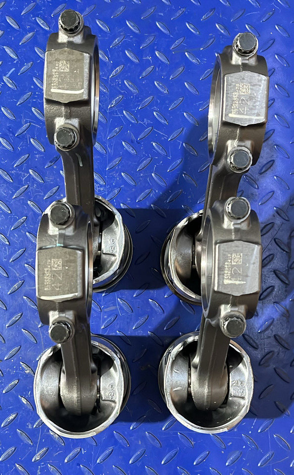 John Deere SET PISTON SI CAMASA JOHN DEERE RE500608 - Двигатель и запчасти: фото 5 John Deere SET PISTON SI CAMASA JOHN DEERE RE500608 - Двигатель и запчасти: фото 5