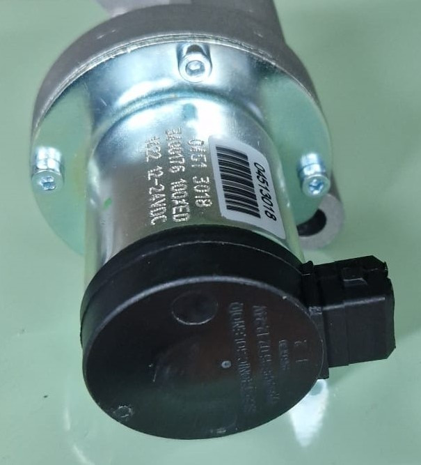 DEUTZ Solenoid 04513018 - Запчасти для Строительной техники: фото 3 DEUTZ Solenoid 04513018 - Запчасти для Строительной техники: фото 3