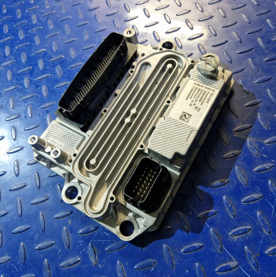 MERCEDES-BENZ Actros mp4 MCM2 MCM 2.1 A0024461235 Reconditioned - Запчасти для Другой техники: фото 5 MERCEDES-BENZ Actros mp4 MCM2 MCM 2.1 A0024461235 Reconditioned - Запчасти для Другой техники: фото 5