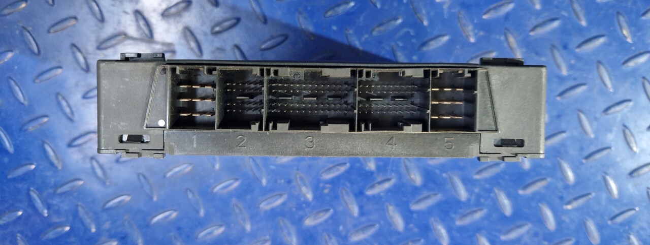 MERCEDES-BENZ Control Device Actros Mp4 CPC3 A0044464702 - Запчасти для Другой техники: фото 3 MERCEDES-BENZ Control Device Actros Mp4 CPC3 A0044464702 - Запчасти для Другой техники: фото 3