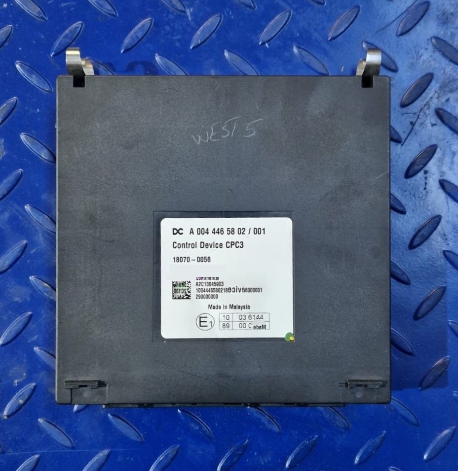 MERCEDES-BENZ Control Device CPC3 A0044465802 Actros Mp4 - Запчасти для Другой техники: фото 1 MERCEDES-BENZ Control Device CPC3 A0044465802 Actros Mp4 - Запчасти для Другой техники: фото 1