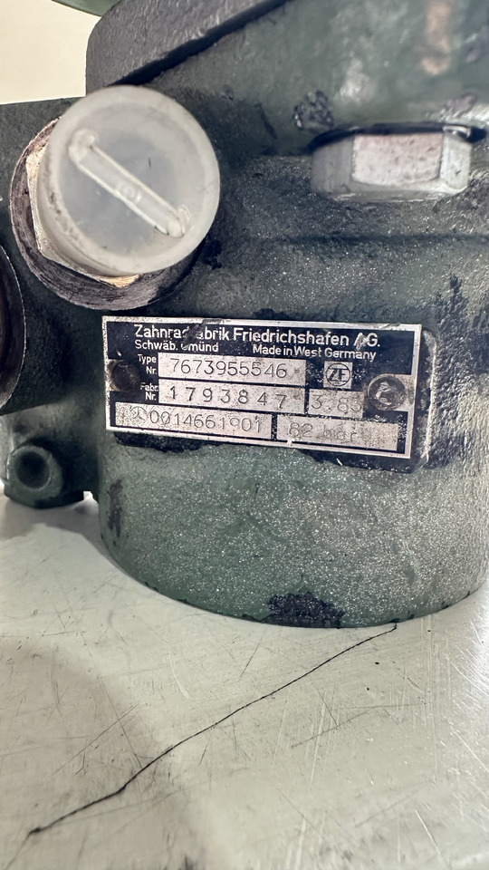 Mercedes Servo Hidraulik Pump 7673955546 - Гидравлический насос: фото 1 Mercedes Servo Hidraulik Pump 7673955546 - Гидравлический насос: фото 1