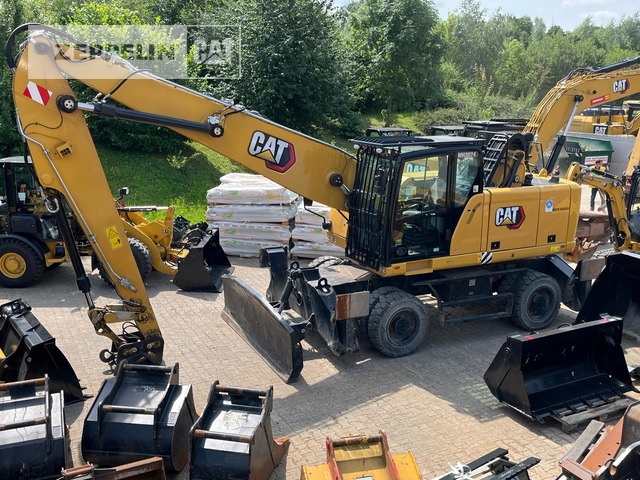 Cat MH3024-06C - Перегружатель: фото 1 Cat MH3024-06C - Перегружатель: фото 1