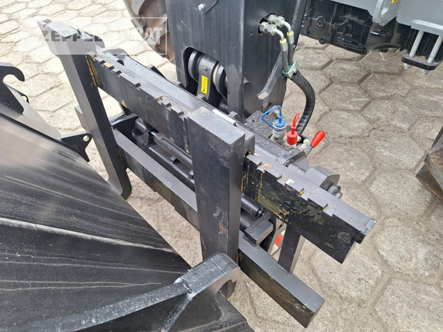 Телескопический погрузчик Faresin 7.32: фото 9 Телескопический погрузчик Faresin 7.32: фото 9