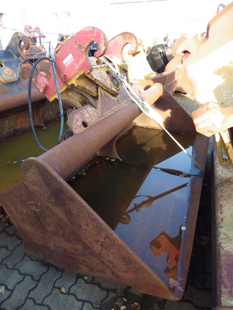 Komponenten Prim.-Prod Komponent - Ковш для экскаватора: фото 2 Komponenten Prim.-Prod Komponent - Ковш для экскаватора: фото 2